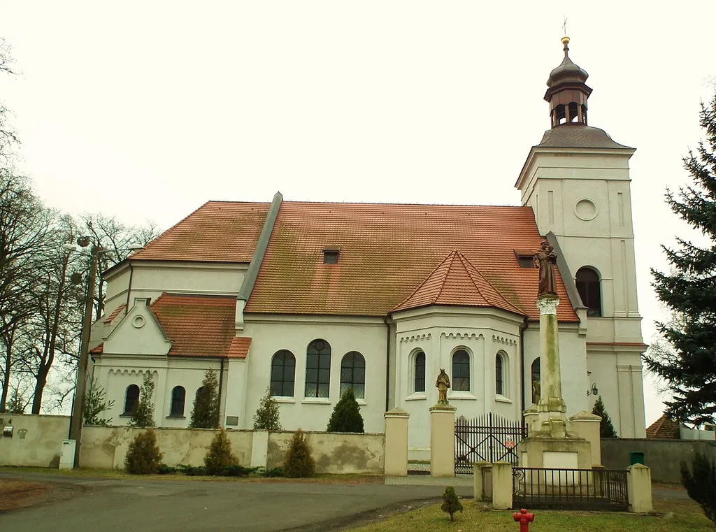 Kościół Wszystkich Świętych w Nietrzanowie.