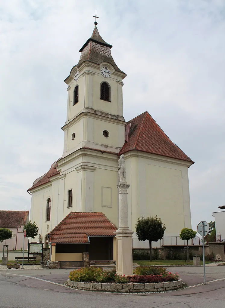 Church of Saint James the Greater, Vratěnín, Znojmo District, Czech Republic