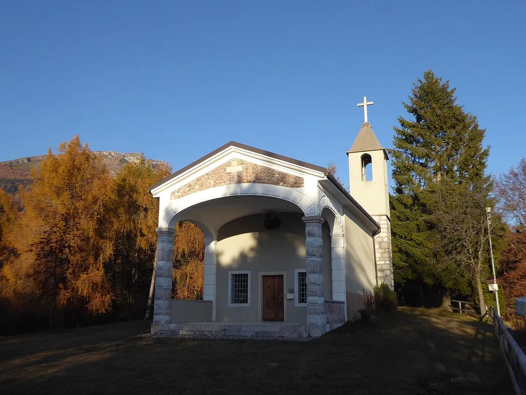 Ronzo-Chienis (Trentino, Italy), Saint Anthony of Padua church