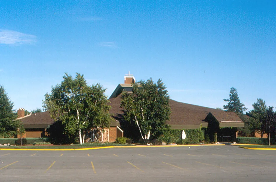 I saw the completed St. Vincent de Paul Church building in 1991, on a visit to Peoria, Illinois.