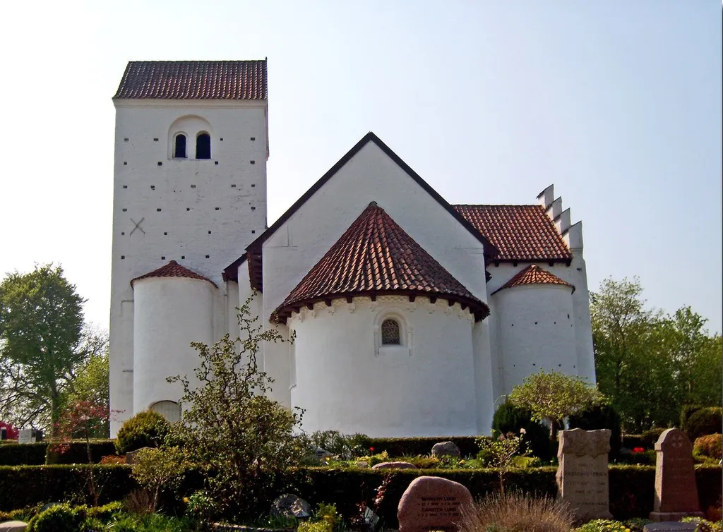 fra øst