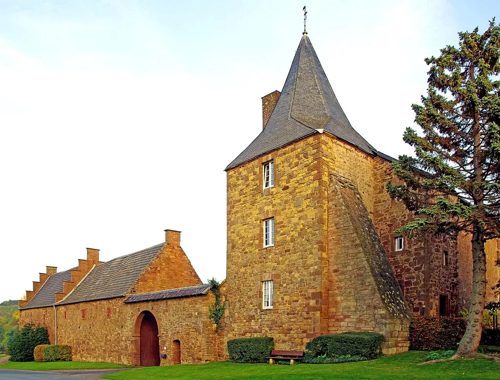 Burg Berg (Mechernich), Nordwestseite