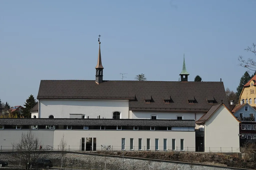 Kapuzinerkloster u. -kirche hl. Antonius von Padua an der Kirchstraße Nr.36 in Bregenz; ab 1638 von den Brüdern Jakob, Michael und Kaspar Kuen erbaut.