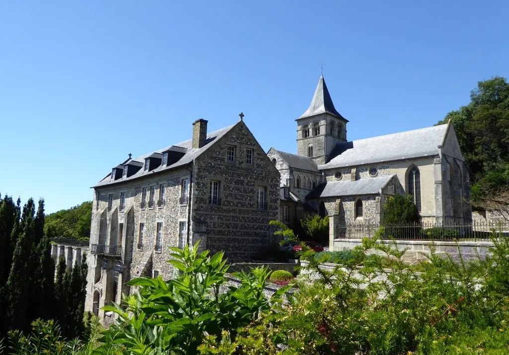 Abbaye de Graville, vue générale Sud-Est