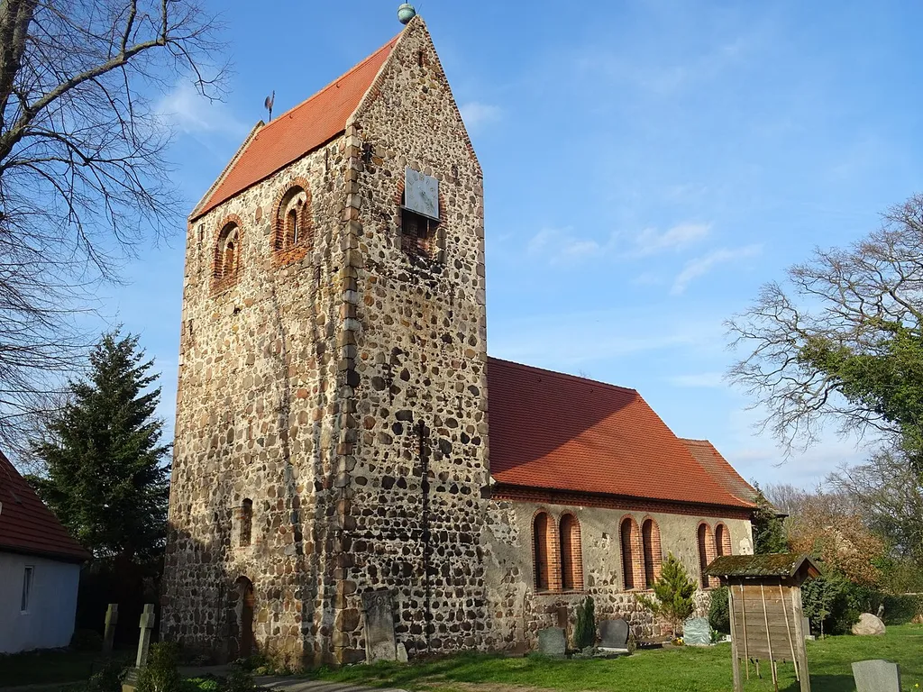 Walsleben, Ortsteil von Osterburg (Altmark), Kirche, Blick von Südwesten