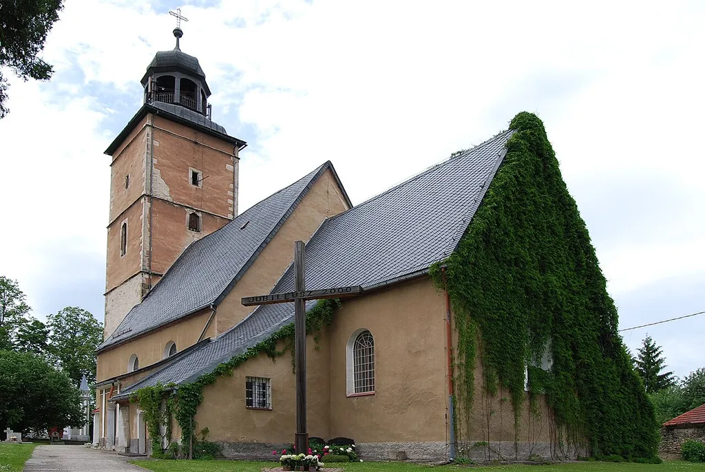 Łomnica - kościół parafialny pw. Niepokalanego Poczęcia NMP