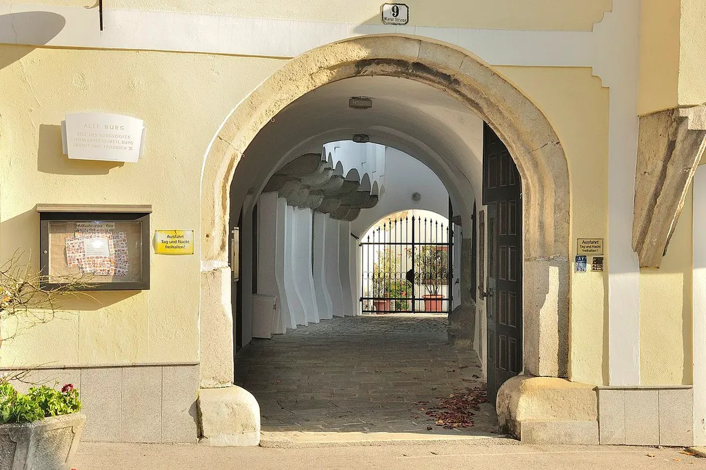 Wohnhaus, Teil der ehem. landesfürstlichen Burg