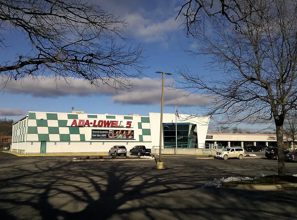 Ada-Lowell 5 Theatres