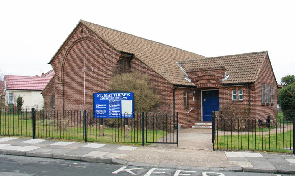 St Matthew, Chelmsford Drive, Hornchurch