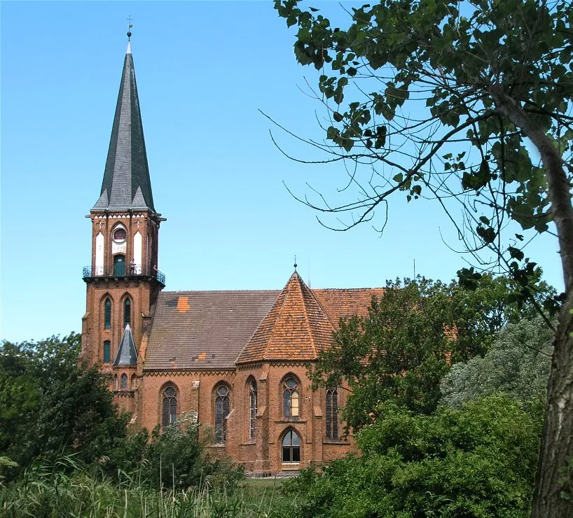 Wustrow, Mecklenburg, Germany: Church, photo 2003