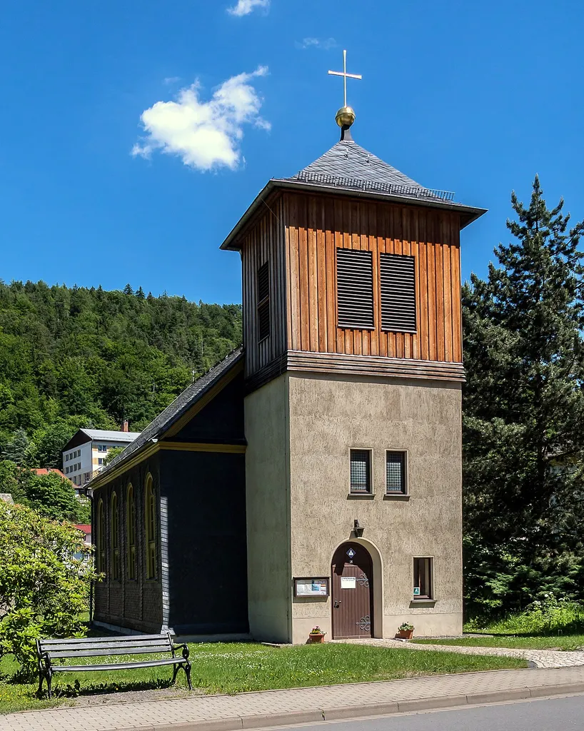 Denkmalgeschützte Kirche Schwarzburg Hauptstraße 4