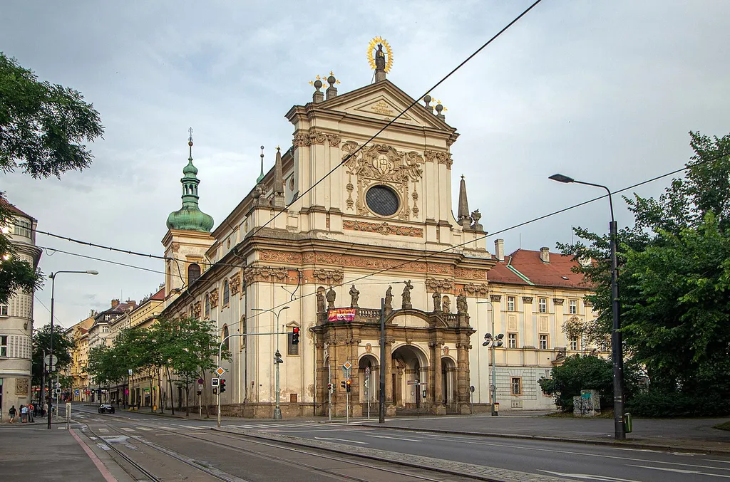 Praha-Nové Město, Karlovo náměstí, koste svatého Ignáce z Loyoly