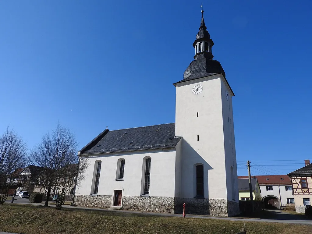 Kirche in Kleinwolschendorf, Thüringen
