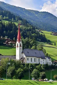Pfarrkirche hll. Ingenuin und Albuin