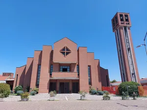 Santa Famiglia di Gesù, Maria e Giuseppe Church