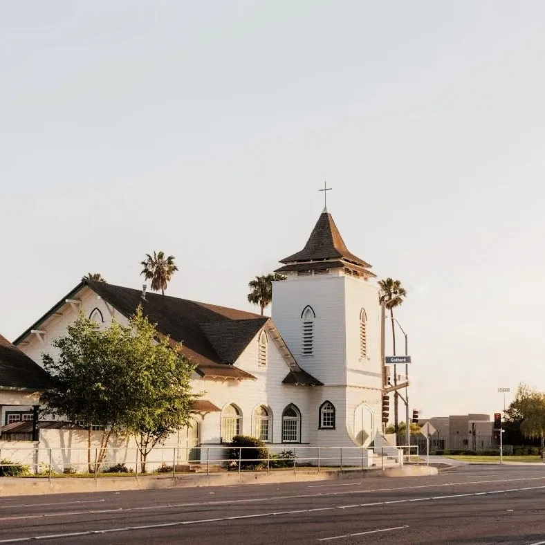 Warner Avenue Baptist Church seen from northeast