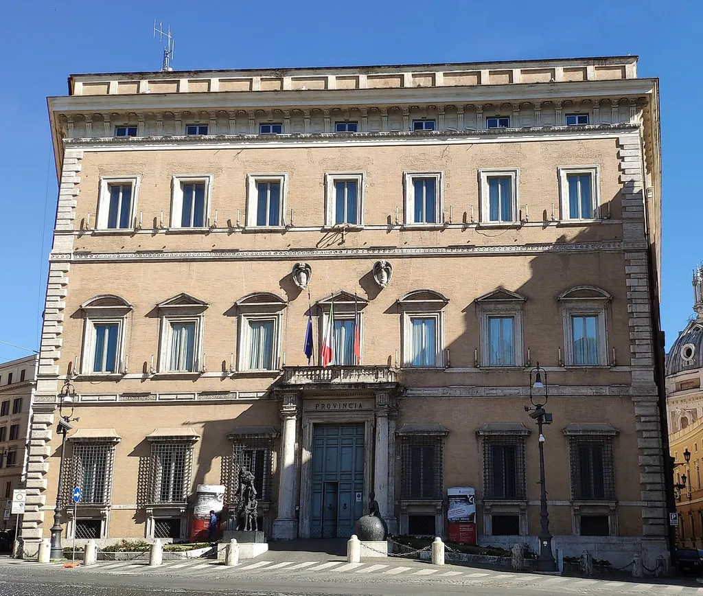 Palazzo Valentini (Imperiali), HQ of Città metropolitana di Roma Capitale in via IV Novembre
