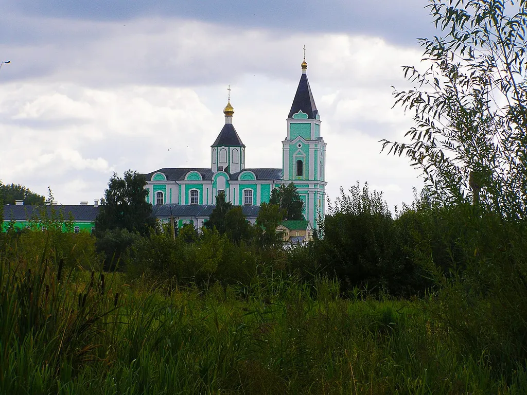 Троїцький монастир (мур.), Браїлів, вул. Леніна,1