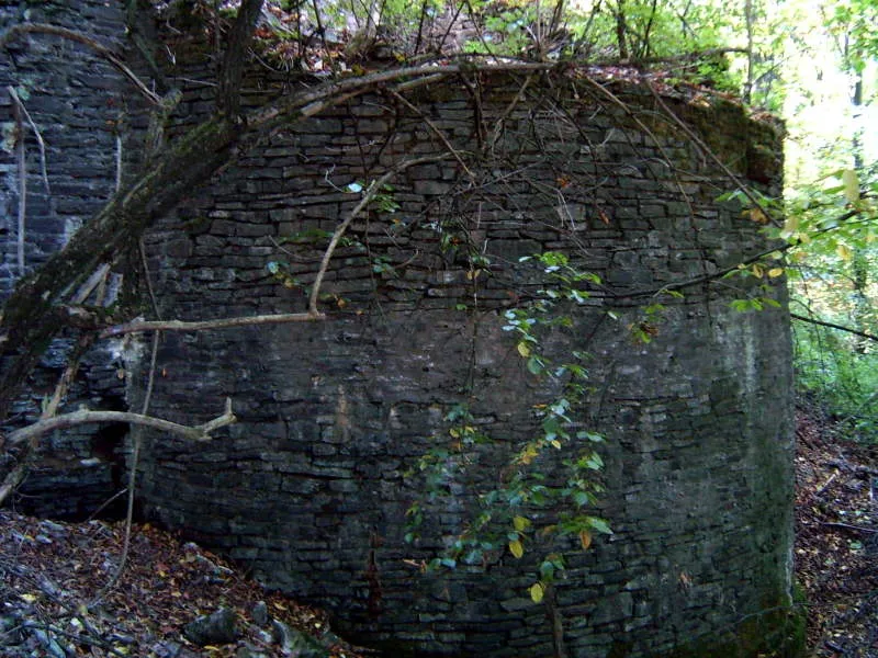 Burgruine Neuenberg im Oberbergischen Land