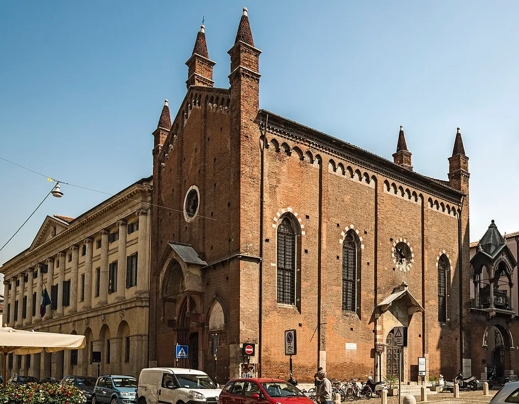 Piazza Sant'Anastasia in Verona. The church of San Giorgetto or St Peter of Verona.