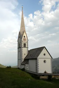 Kath. Pfarrkirche Außerteuchen
