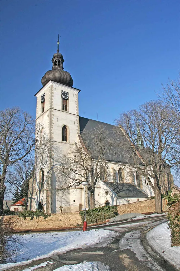 Pozdně gotický kostel Sv. Vavřince v Kaňku