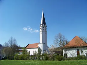 Moosthenning Kirche St. Maria