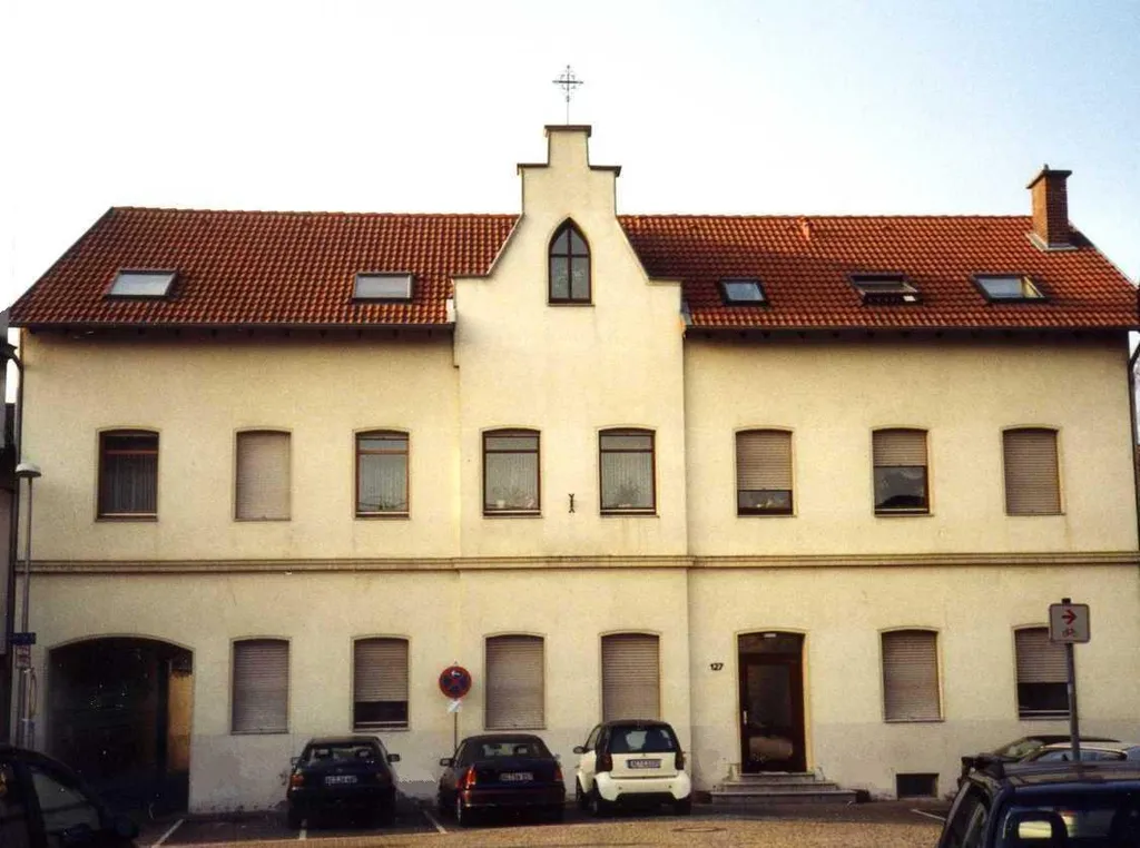 Ehem. Nickel-Stift in Röhe