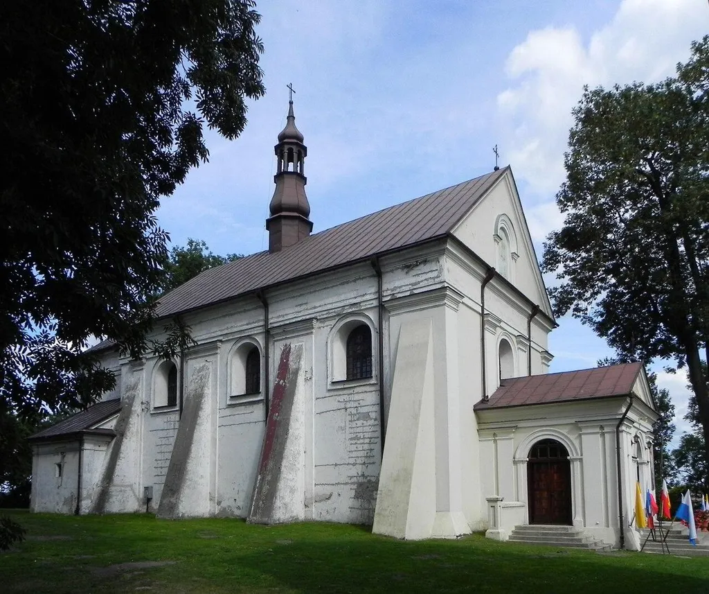 Kościół pw. św. Stanisława Kostki.