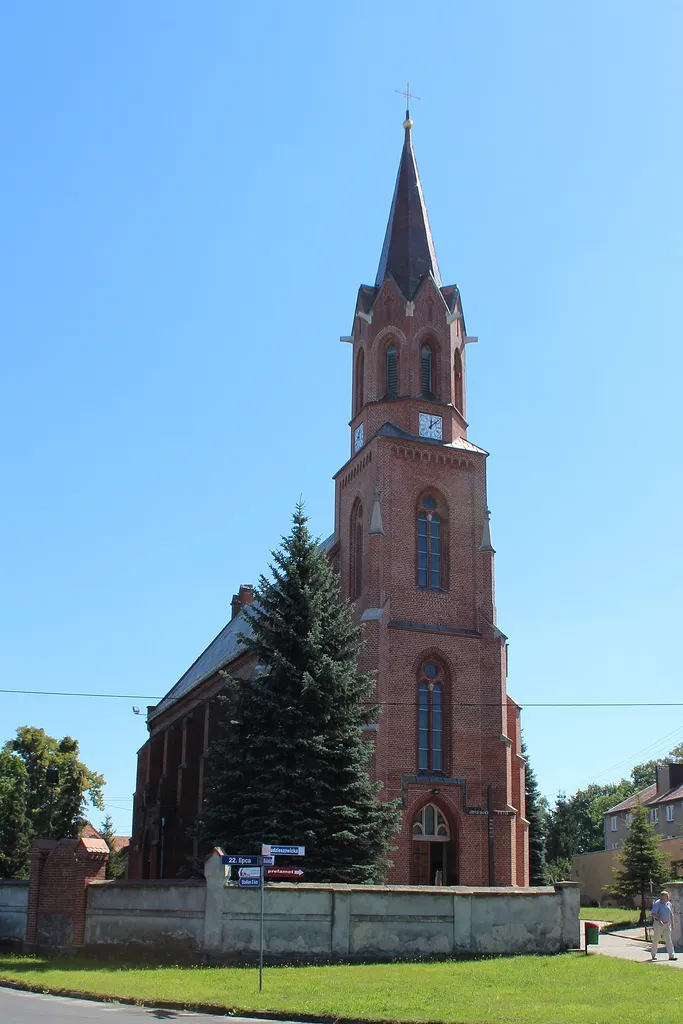 Łambinowice, ul. gen. Zawadzkiego 32 - rzymskokatolicki kościół parafialny pw. św. Marii Magdaleny, 1873-1874