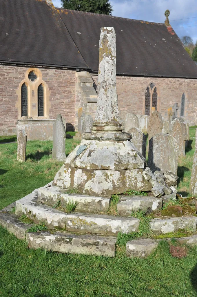 Preaching cross, Ewyas Harold