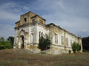 Church of the Holy Trinity, Lymanske