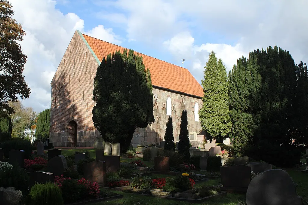 The church of Pakens.
