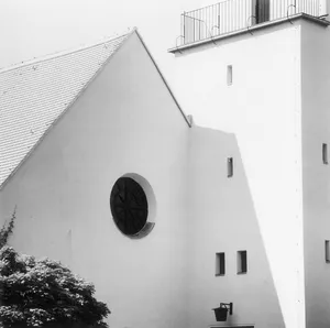 Kirche Theodor-Neubauer-Straße 16