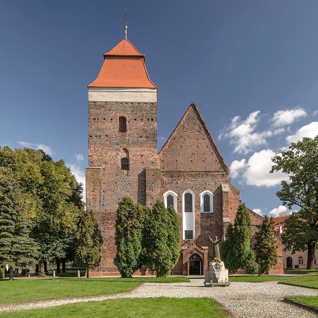Bierutów, kościół ewangelicki, ob. rzym.-kat. fil. p.w. św. Katarzyny, ok. 1300, XVI, XX