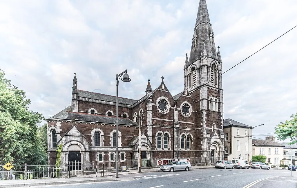 ST. LUKES’S CROSS AND NEARBY (AN AREA OF CORK CITY) 2016