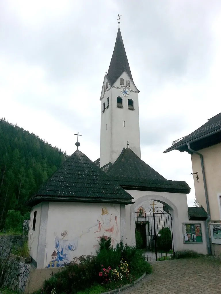 Pfarrkirche Graden von Osten