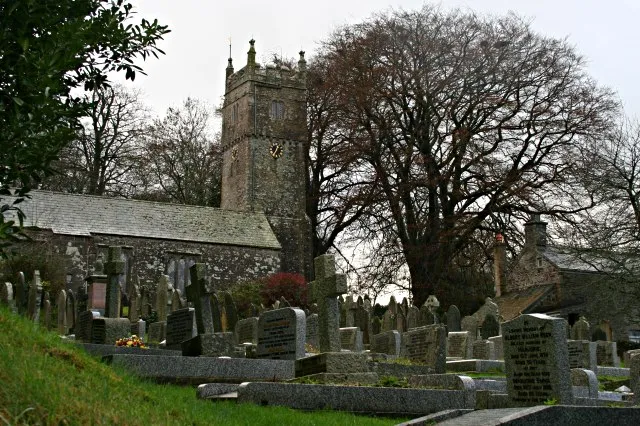 St Dominick Church The church dates from 1259 and underwent major restoration in the mid 19th century. I understand that the parish name is sometimes spelt "St Dominic", without the final K and that there is a move to make this official. I use the "ck" ending here as that is how it is shown on the Ordnance Survey map.