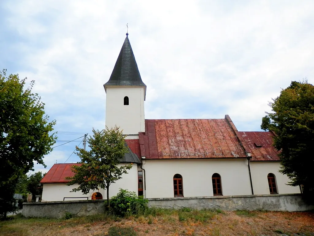 This media shows the protected monument with the number 708-10817/2 CHMSK/708-10817/2,CHMSK/708-10817(other) in the Slovak Republic.