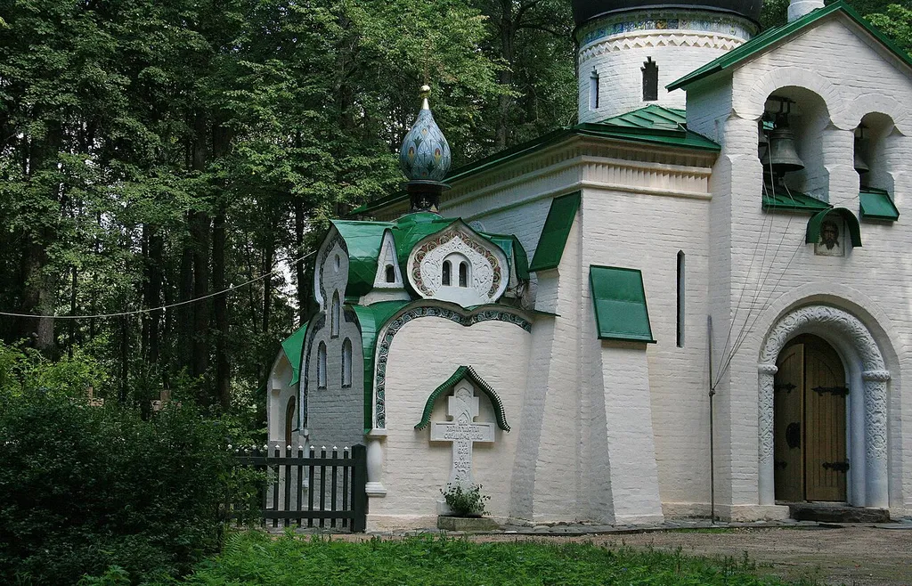 The chapel of Church of the Holy Mandylion, Abramtsevo, Moscow Oblast