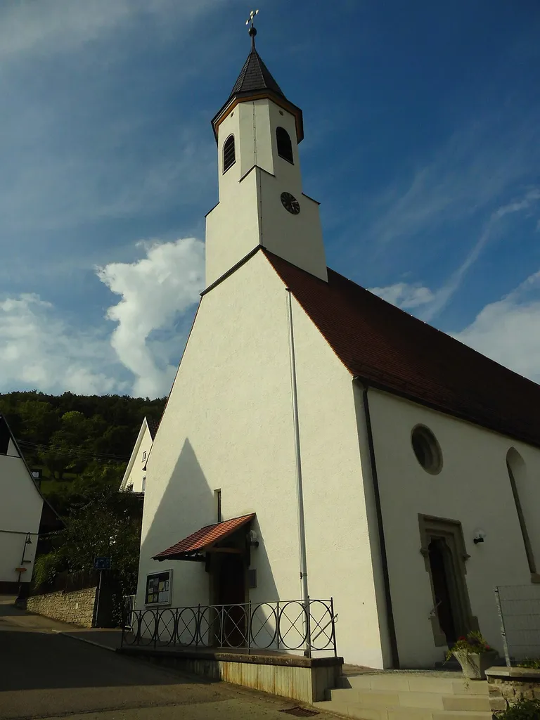 Die katholische Kirche St.Peter und Paul wurde 1788 in der Burkhartstraße Bieringen bei Rottenburg am Neckar erbaut.