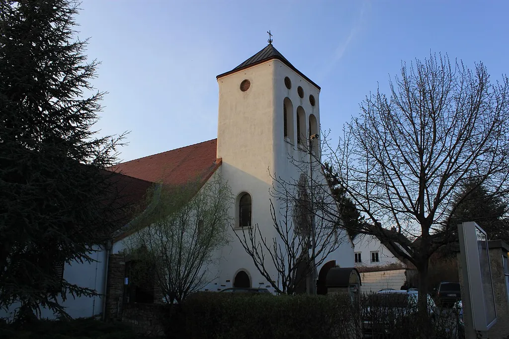 Pfarrkirche Herz Mariä in Leopoldsdorf bei Wien