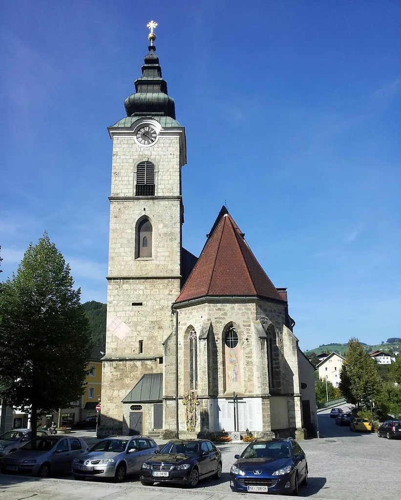 Kath. Pfarrkirche hll. Peter und Paul