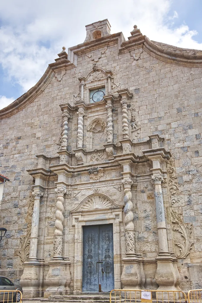 Fachada de la Iglesia de la Asunción de Ares del Maestrat