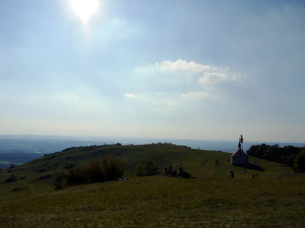 Ehrenbürg mit Walburgiskapelle