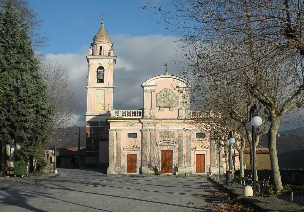 La chiesa della Natività di Maria a Valleregia /Serra Riccò. Genova) Foto propria Novembre 2009 Licensing Categoria:Serra Riccò