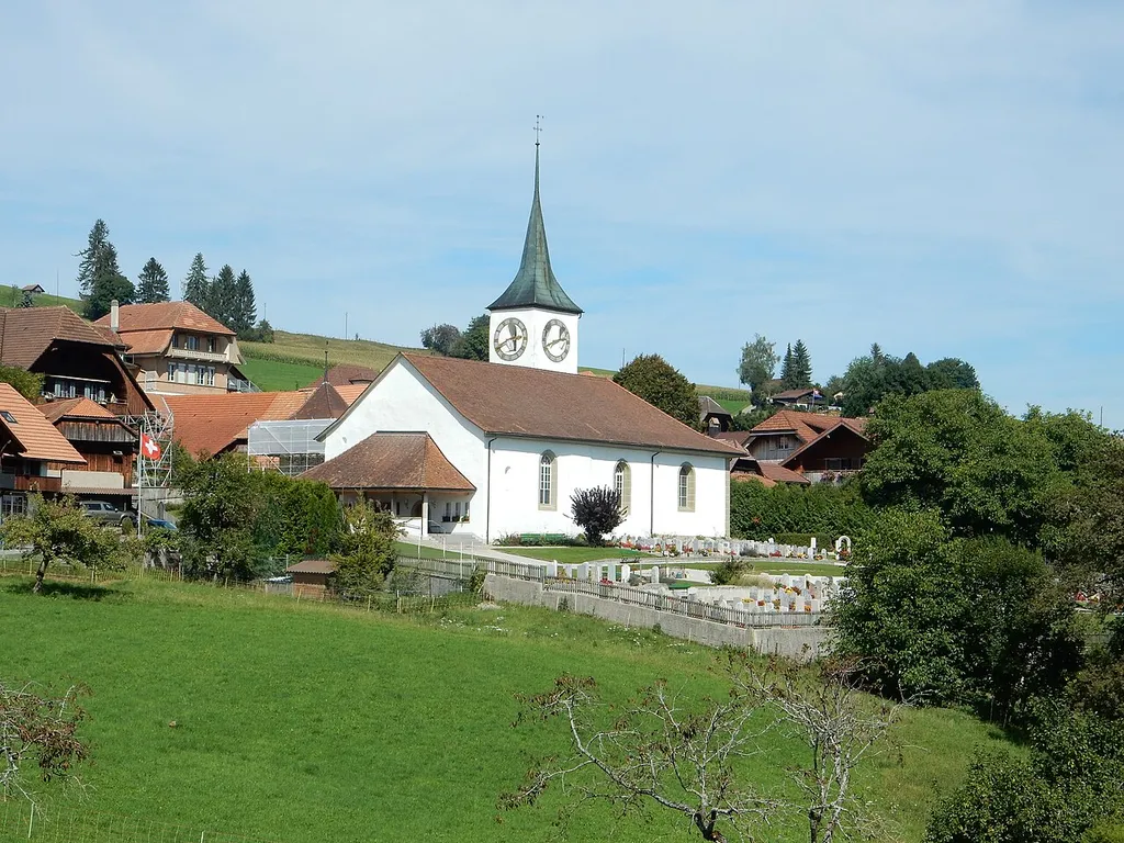 Kirche Rüeggisberg gesehen vom Gerüst an der Klosterruine