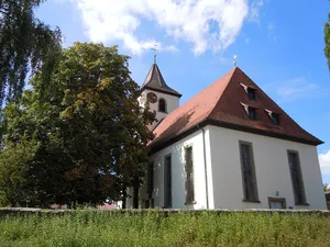 1 Kastanie an der Kirche