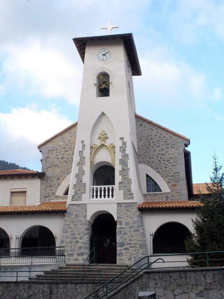 iglesia de Santa Ana, en el barrio de Areta de Laudio/Llodio (Álava)
