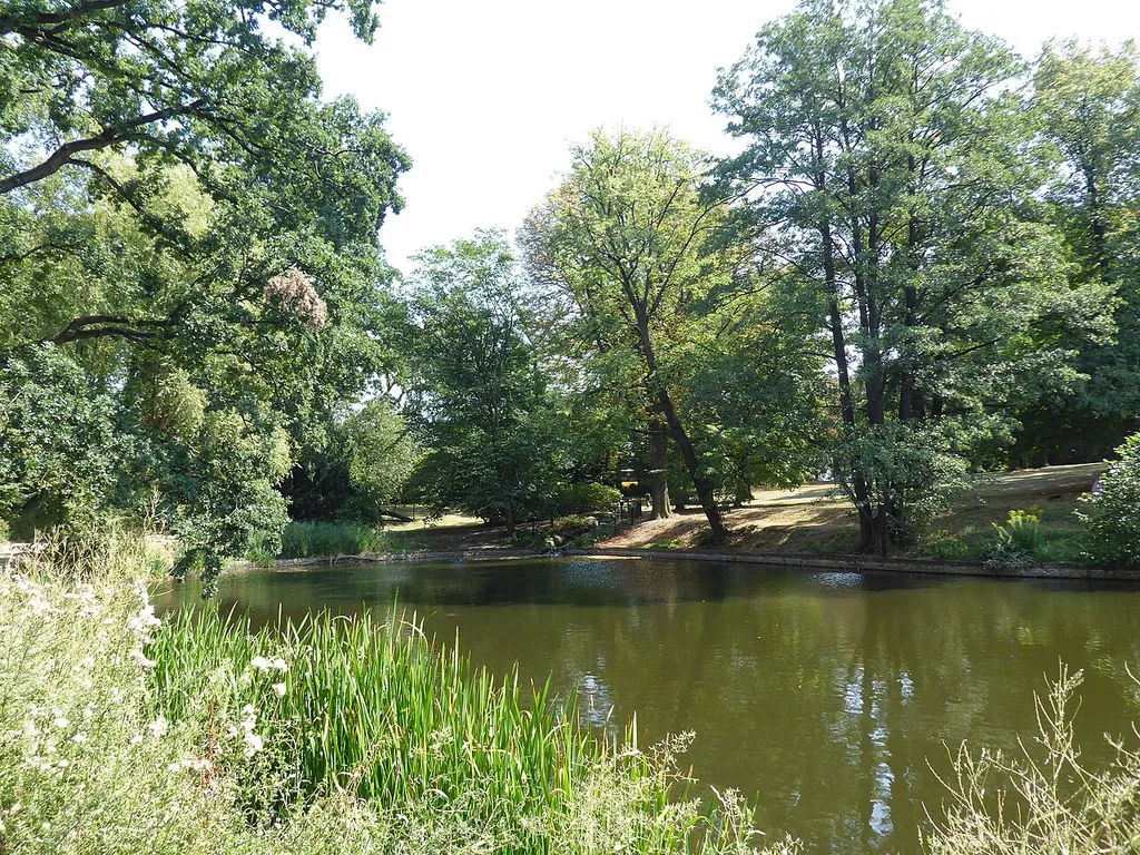 Tempelhof Alter Park Klarensee
